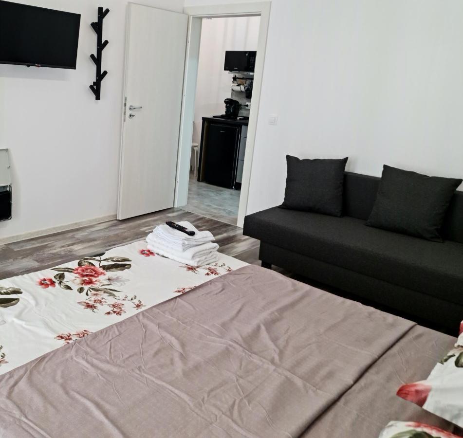 Apartament E'Special No3 אלבה לוליה מראה חיצוני תמונה